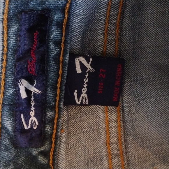 Seven 7 cropped jeans. - Picture 5 of 9